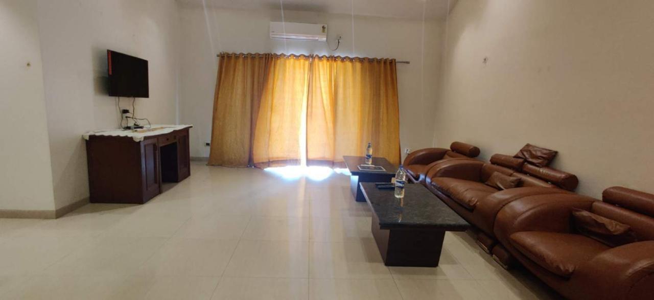 Air 2Bhk Infinity Villa Игатпури Екстериор снимка