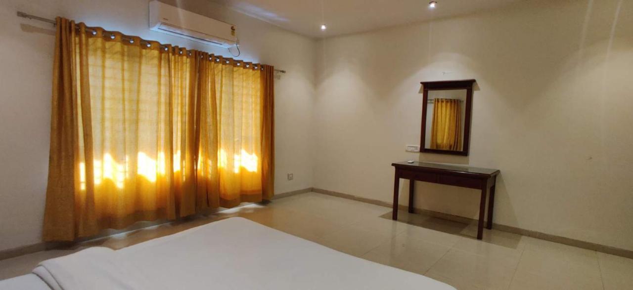 Air 2Bhk Infinity Villa Игатпури Екстериор снимка